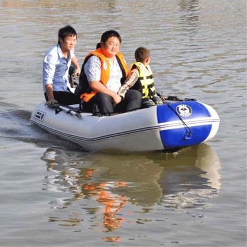 丰宁公园游玩充气漂流船